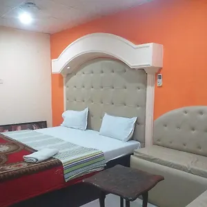 2* Pensjonat Saniya Palace